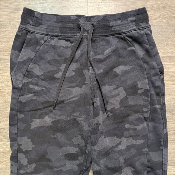 Lululemon Women's Scuba High-Rise French Terry Jogger - Black Camo - Picture 3 of 9
